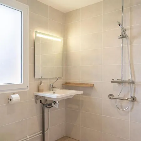 Au Calme * La-Gripperie-Saint-Symphorien